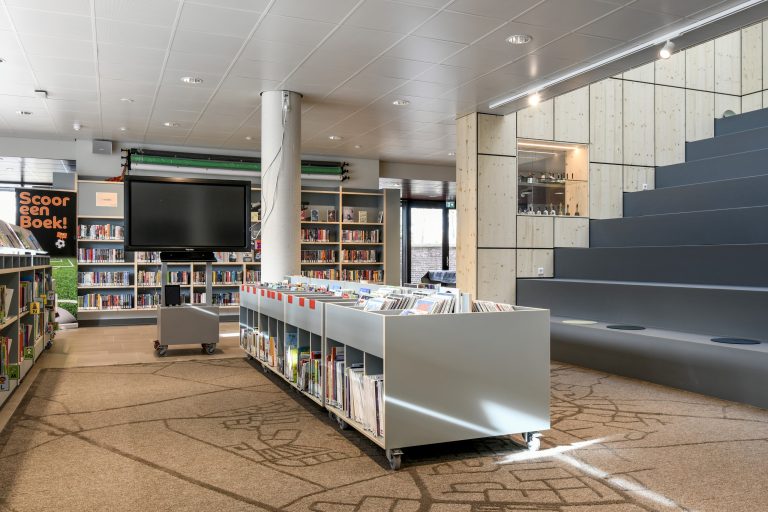 Foto van bibliotheek Helmond-Peel in 't Kwartier